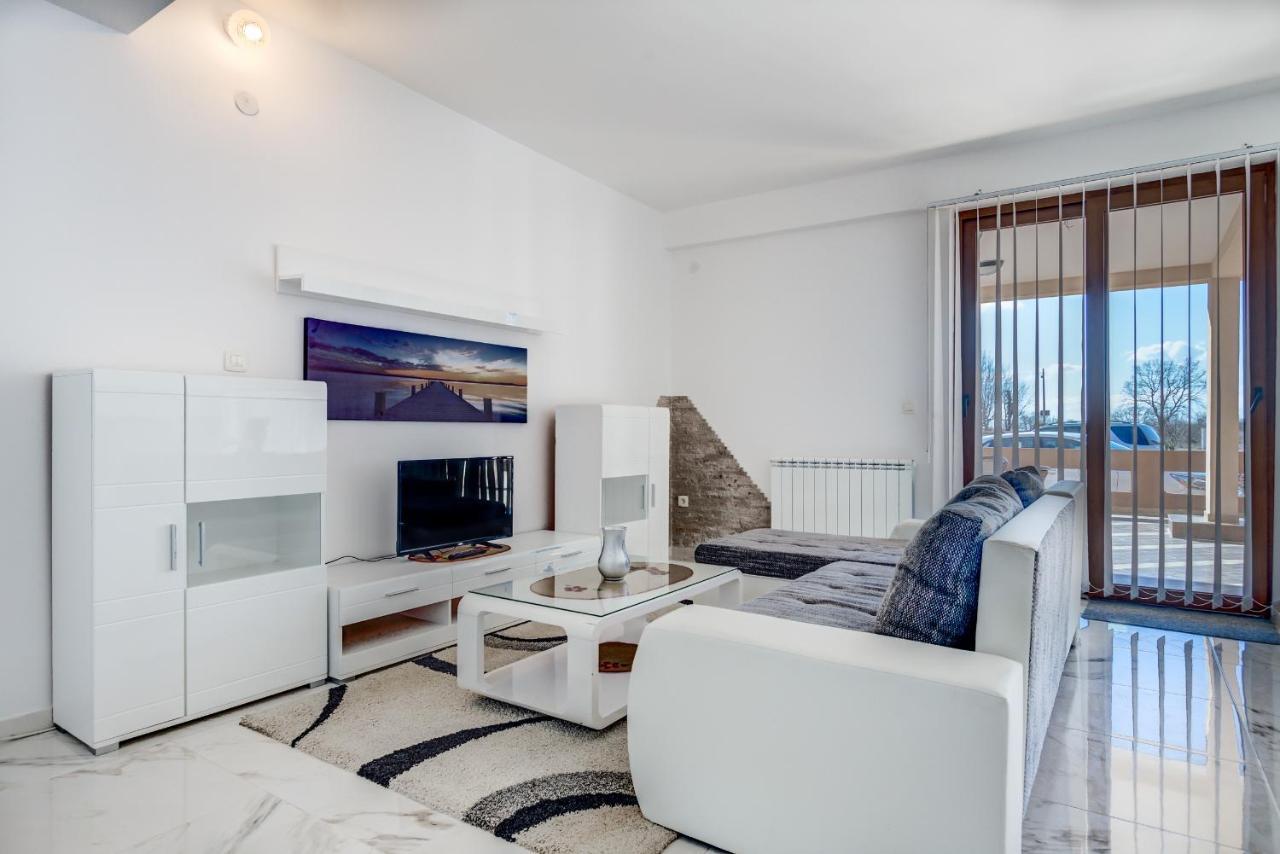 Stars Residence Petrovac Bagian luar foto