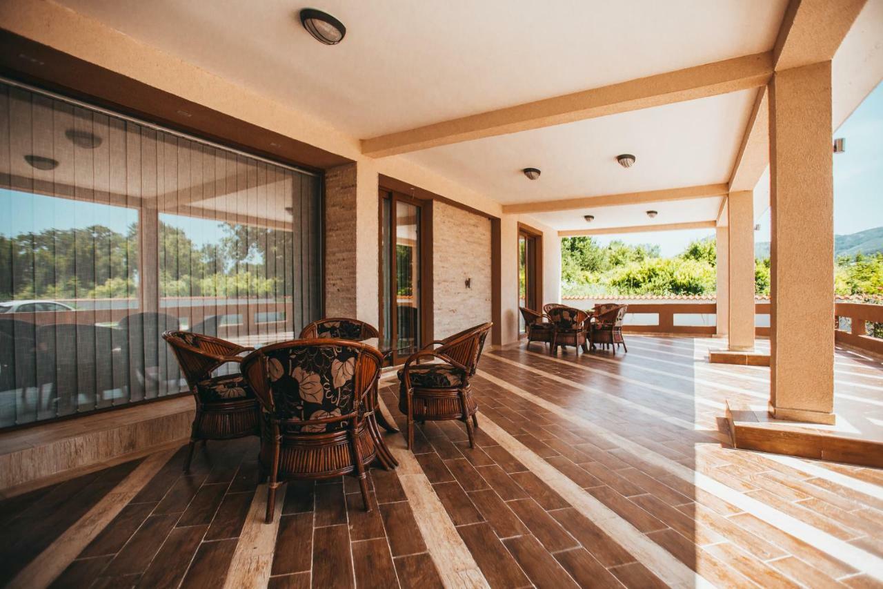 Stars Residence Petrovac Bagian luar foto